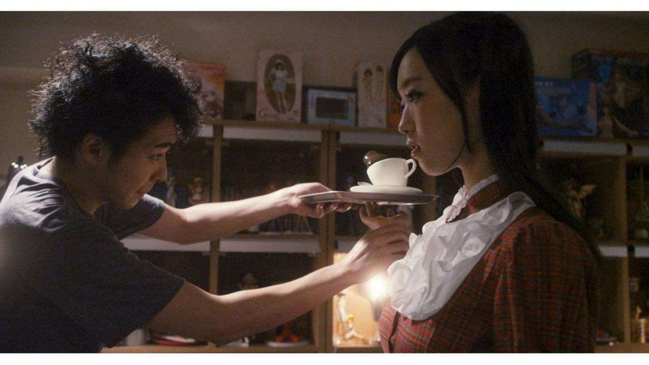Hello, My Dolly Girlfriend | FilmFed