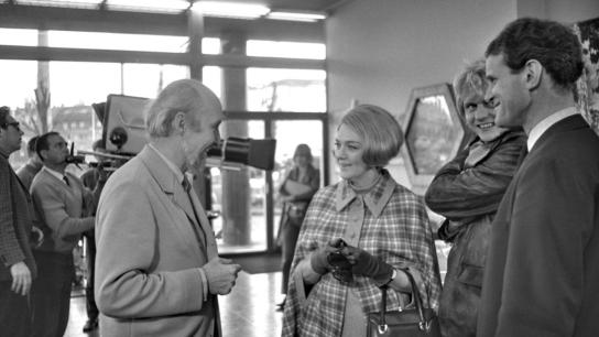 Bella (1970) Image