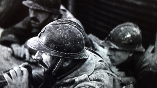 Wooden Crosses (1932) Image