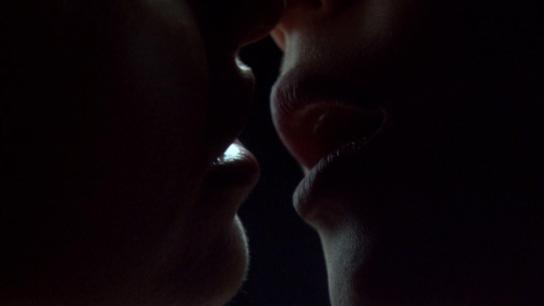 Bound (1996) Image