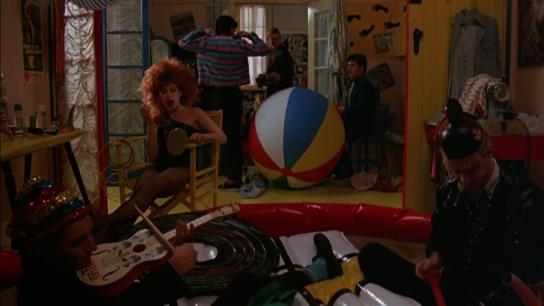 Starstruck (1982) Image
