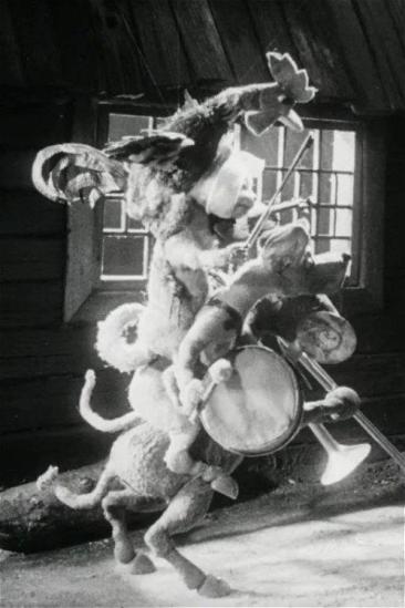 The Merry Musicians (1938)