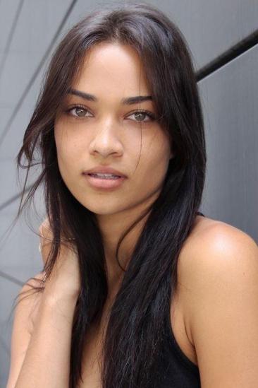 Shanina Shaik Image