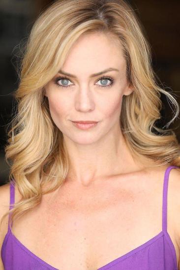 Stephanie Renee Wall Image