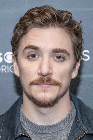 Kyle Gallner Image