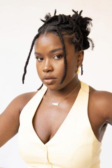 Courtney Taylor Image