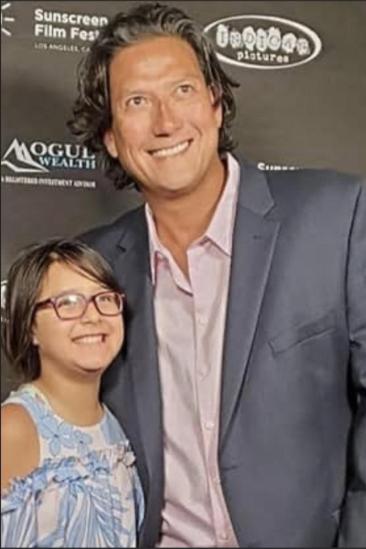 Robert Enriquez Image