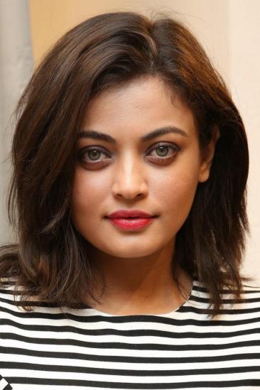 Sneha Ullal Image