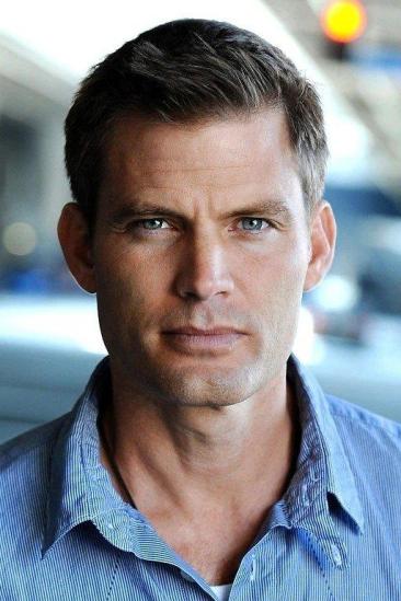 Casper Van Dien Image
