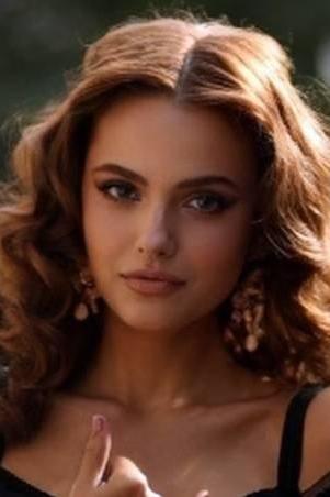 Alexandra Coman Image