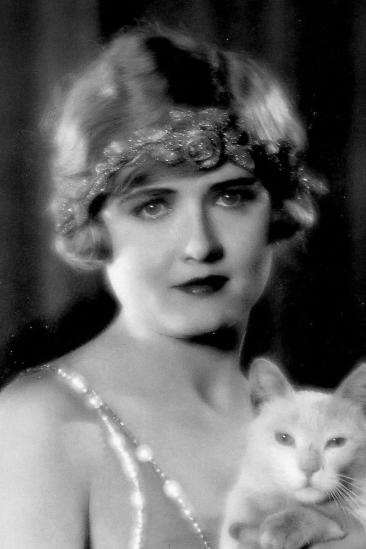 Harriet Hammond Image