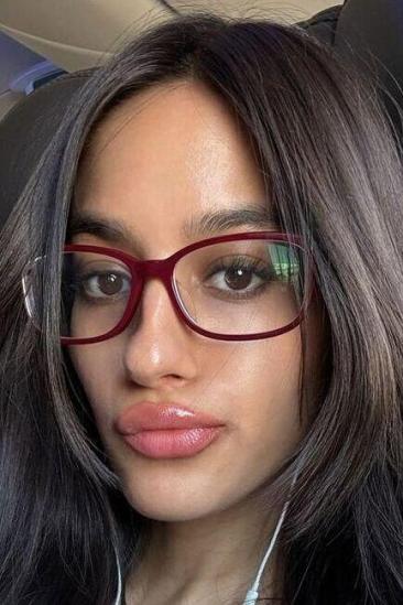 Aryaana Gandhi Image