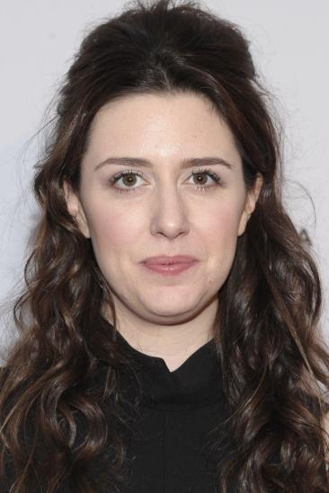 Zoë Worth Image