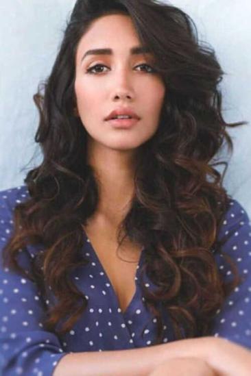 Shreya Chaudhary Image