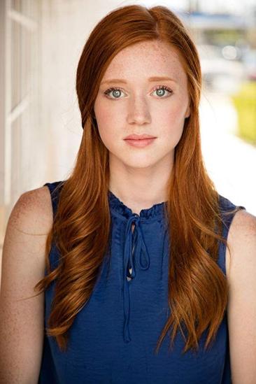 Chloe Ray Warmoth Image