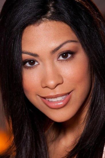 Cassandra Cruz Image