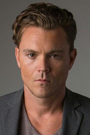Clayne Crawford Image