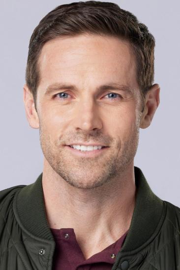 Dylan Bruce Image