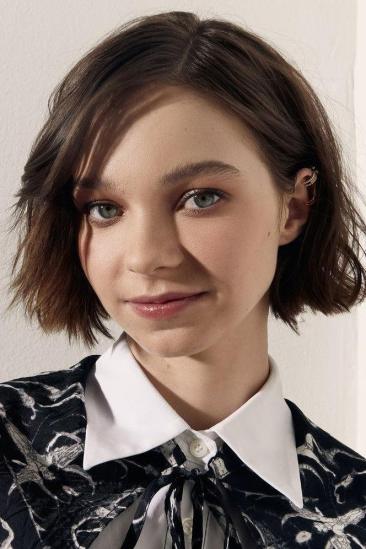 Emma Myers Image