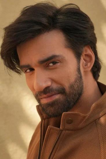Avinash Tiwary Image