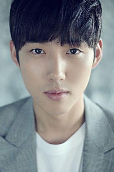 Baek Sung-hyun Image