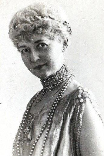Helen Lowell Image