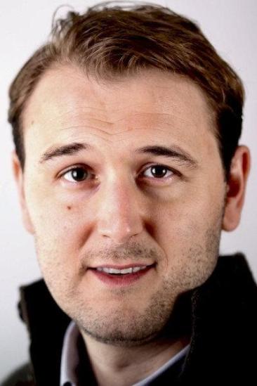 Peter Schueller Image