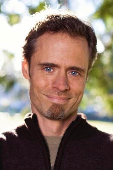 Todd Caldecott Image