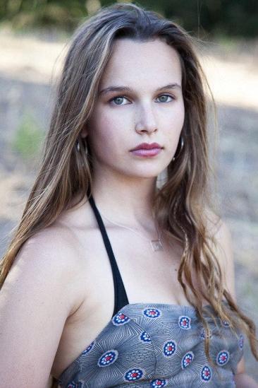 Adea Lennox Image