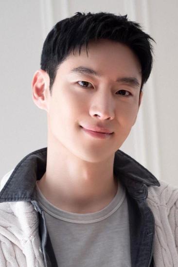Lee Je-hoon Image