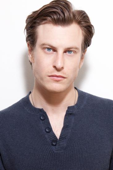 Noah Segan Image