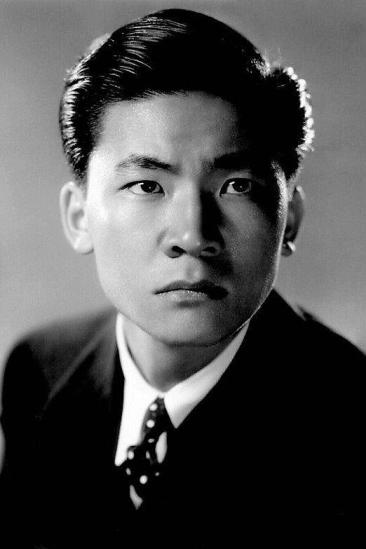 Victor Sen Yung Image