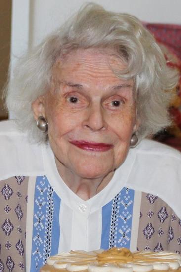 Mina Kolb Image