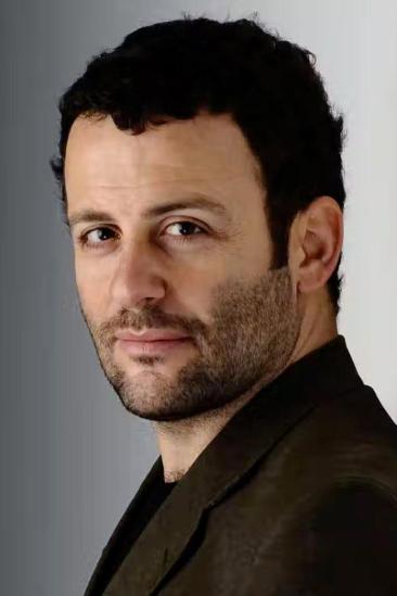 Erdil Yaşaroğlu Image