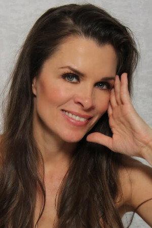 Alicia Arden Image