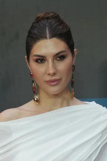 Elnaaz Norouzi Image