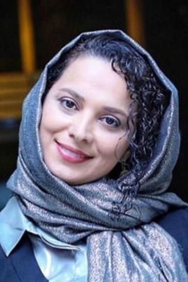 Roshanak Ajamian Image