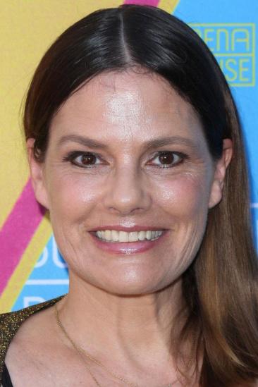 Suzanne Cryer Image