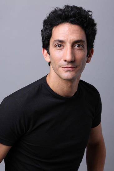Juan Minujín Image