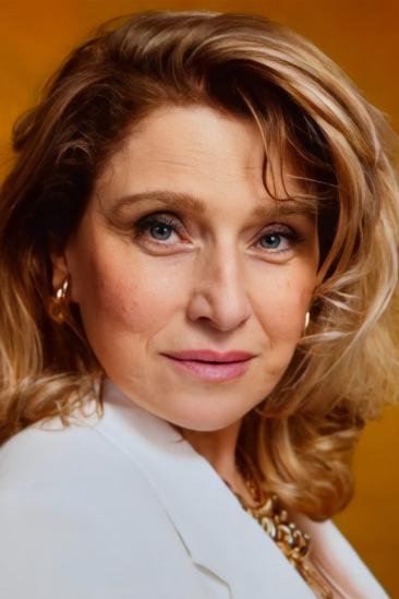 Liz Larsen Image