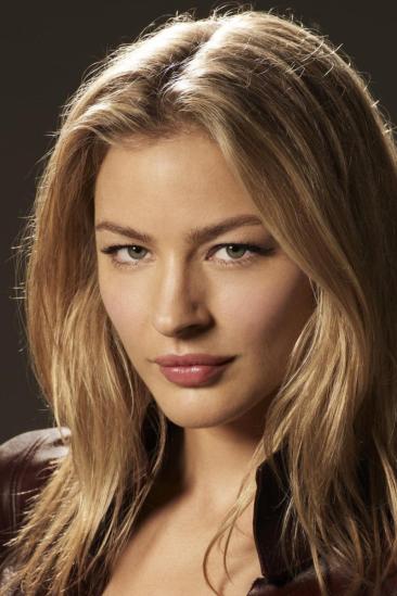 Tabrett Bethell Image