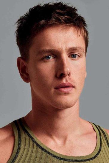 Harris Dickinson Image
