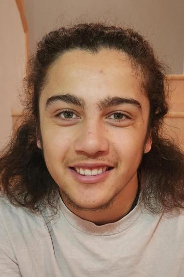 Paku Fernandez Image