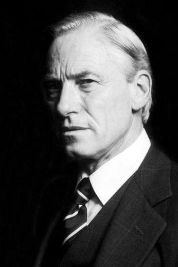 Alan MacNaughtan Image