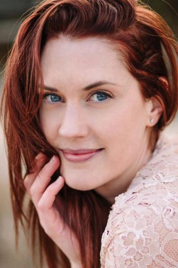 Lauren Lee Smith Image