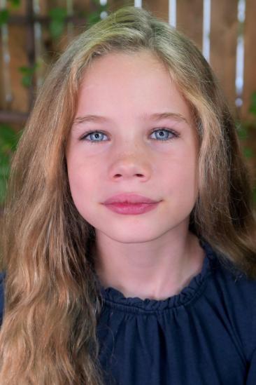 Alona Jane Robbins Image