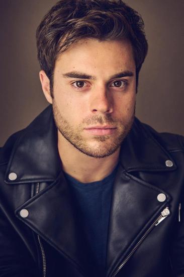 Josh Riley Image