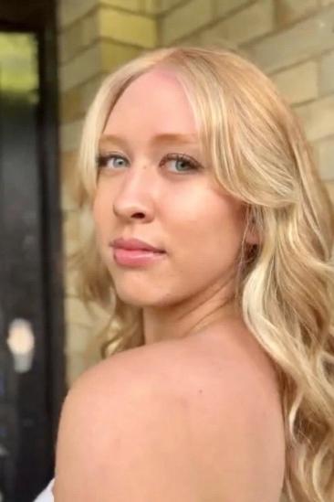 Molly Holman Image