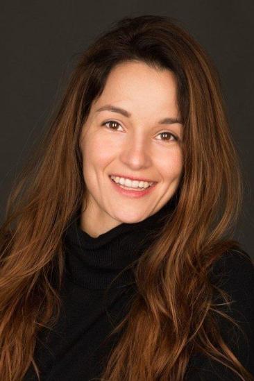 Esther Nubiola Image