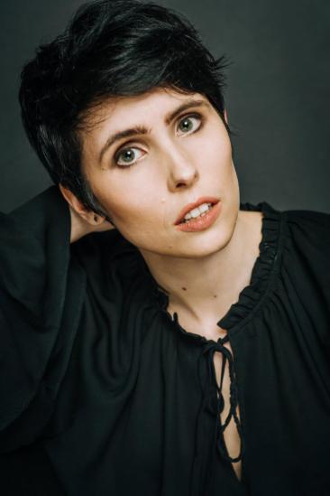 Ariel Hansen Image
